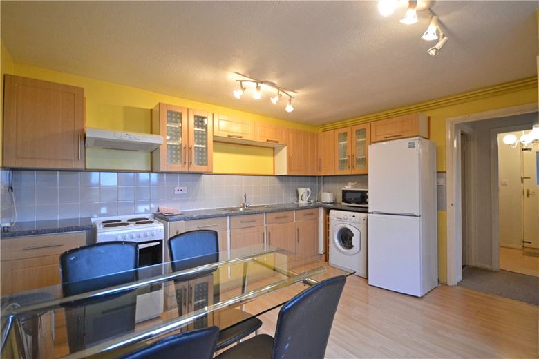 2 bedroom flat, Albemarle Way, Cambridge CB4