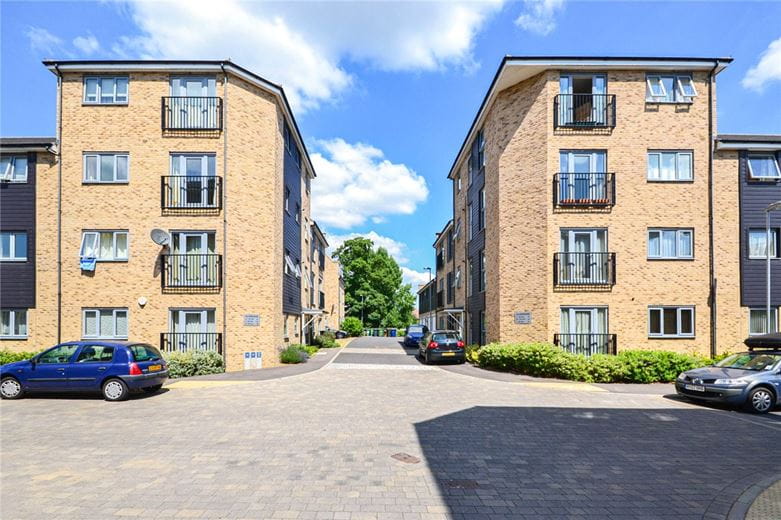 1 bedroom flat, Gladeside, Cambridge CB4