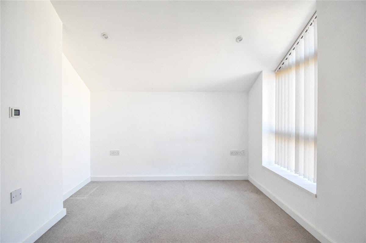 1 bedroom flat, Benson Place, Cambridge CB4