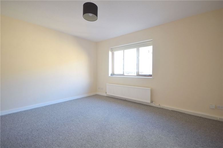 1 bedroom flat, Eden Street, Cambridge CB1 - Available