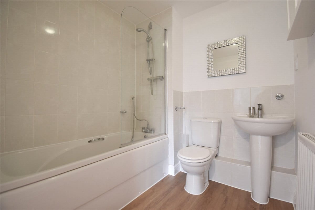 1 bedroom flat, Gladeside, Cambridge CB4 - Let Agreed