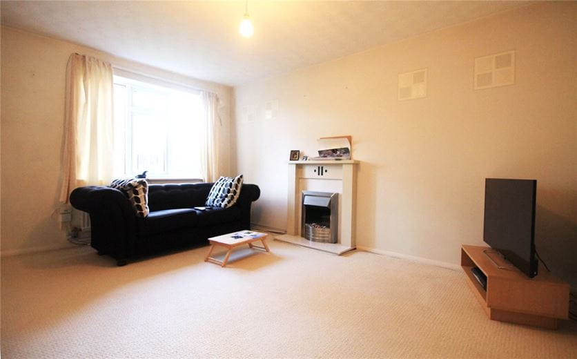 2 bedroom house, Tamarin Gardens, Cambridge CB1 - Let Agreed