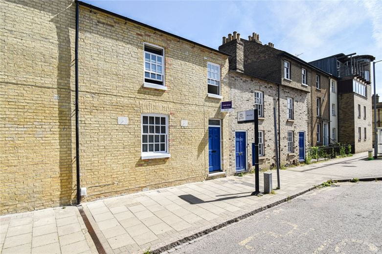 2 bedroom maisonette, Castle Street, Cambridge CB3