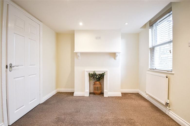 1 bedroom flat, High Street, Cherry Hinton CB1