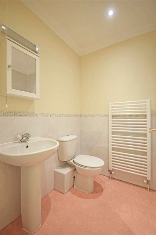 3 bedroom house, Forge End, Oakington CB24 - Available