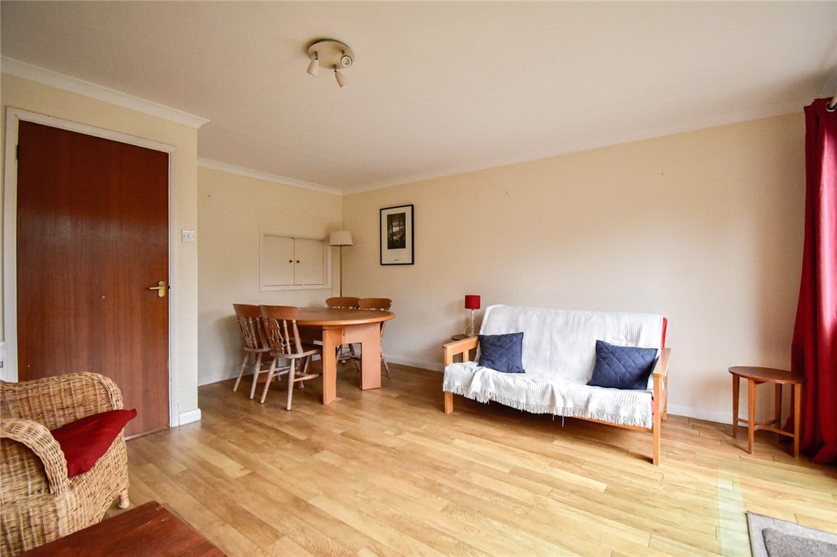 2 bedroom house, Gainsborough Close, Cambridge CB4