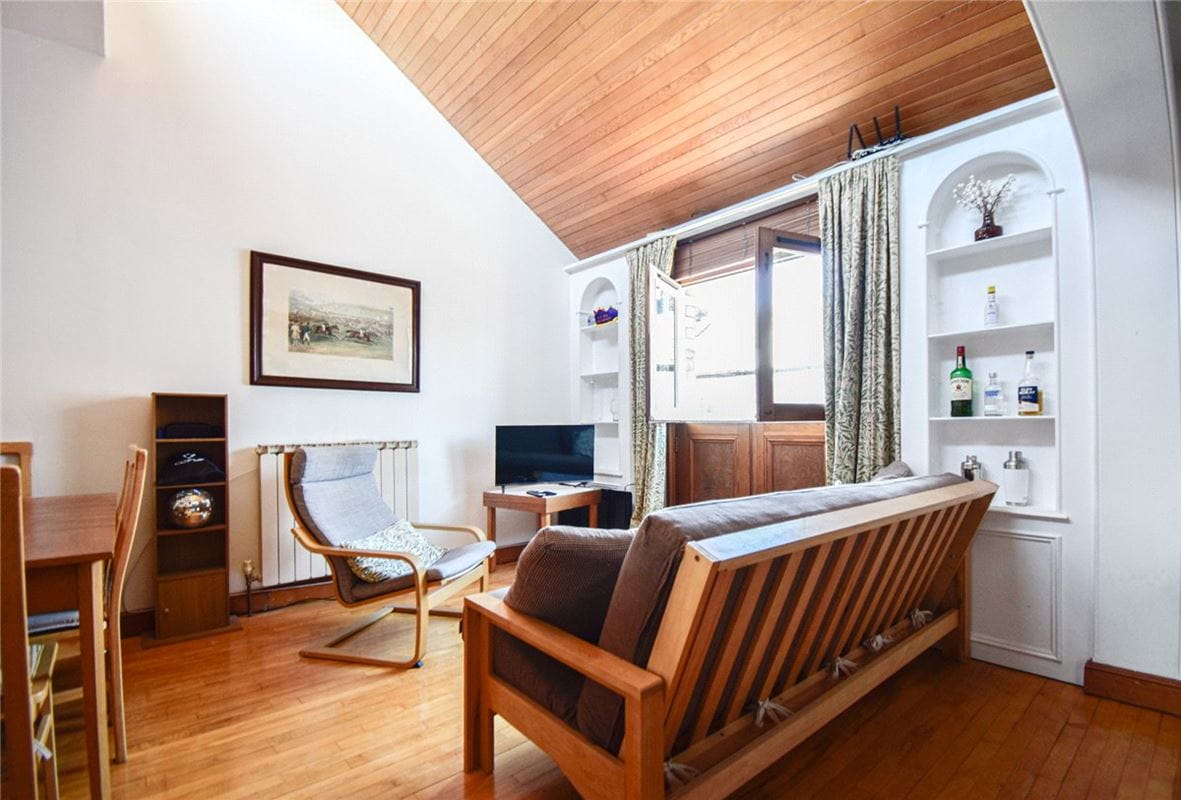 1 bedroom flat, Derby Street, Cambridge CB3 - Available