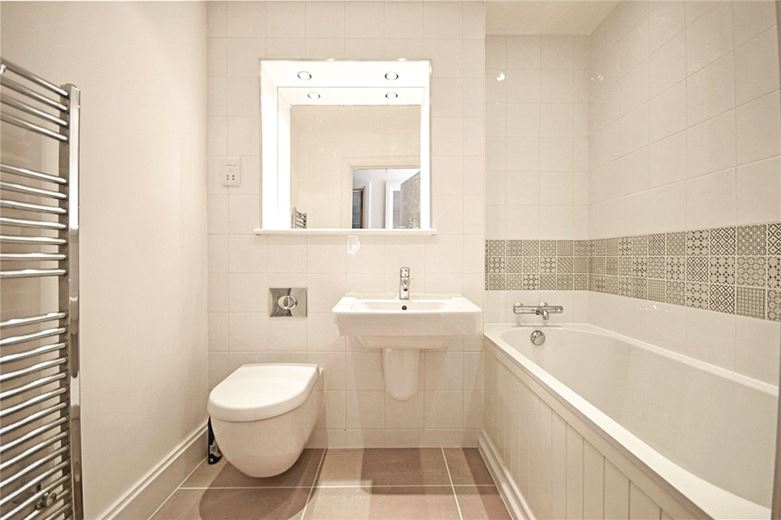 2 bedroom flat, Scholars Walk, Cambridge CB4