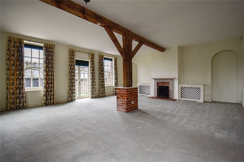 3 bedroom cottage, Place Farm, Off Upend Road CB8