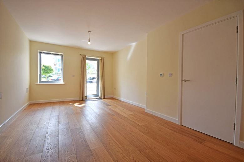 2 bedroom flat, Glenalmond Avenue, Orchid Building CB2