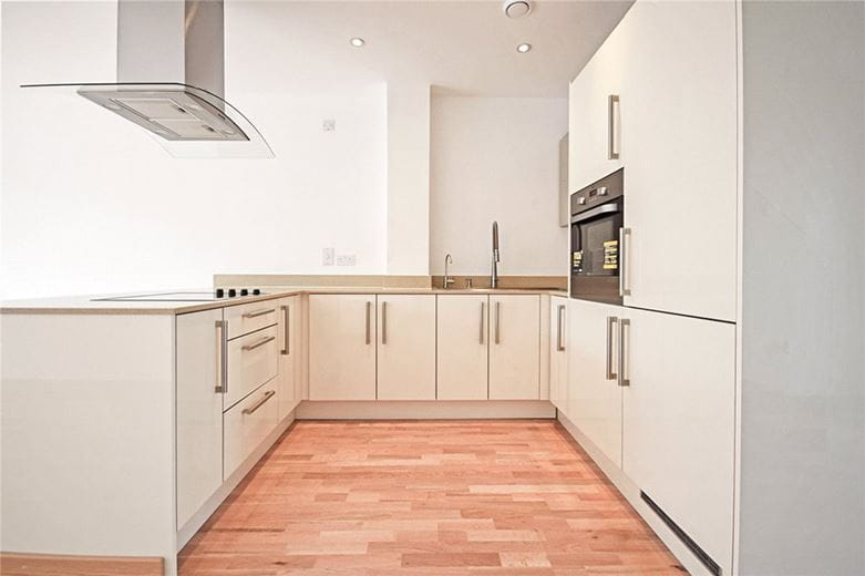 2 bedroom flat, Flamsteed Close, Cambridge CB1