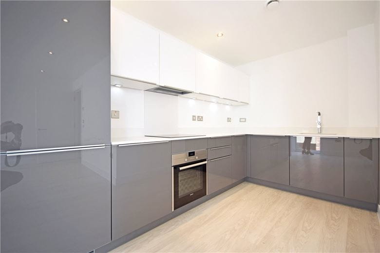 1 bedroom flat, Scholars Court, Homerton Gardens CB2 - Available