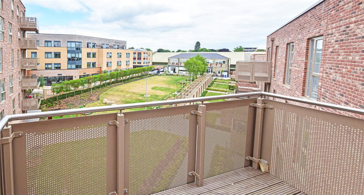 1 bedroom flat, Scholars Court, Harrison Drive CB2
