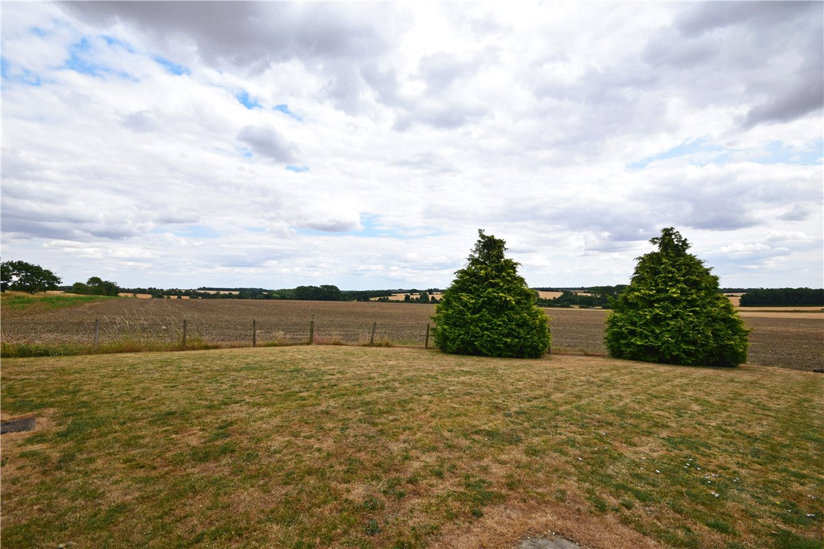 3 bedroom house, Haverhill Road, Horseheath CB21