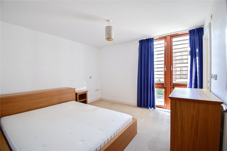 2 bedroom flat, Meadowcroft, Cambridge CB4