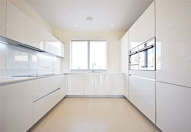 3 bedroom house, Whitelocks Drive, Trumpington CB2