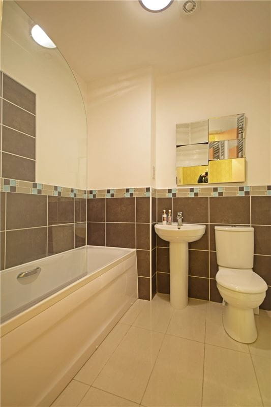 2 bedroom flat, Burlton Road, Cambridge CB3