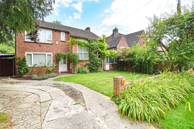 3 bedroom house, Bulstrode Gardens, Cambridge CB3