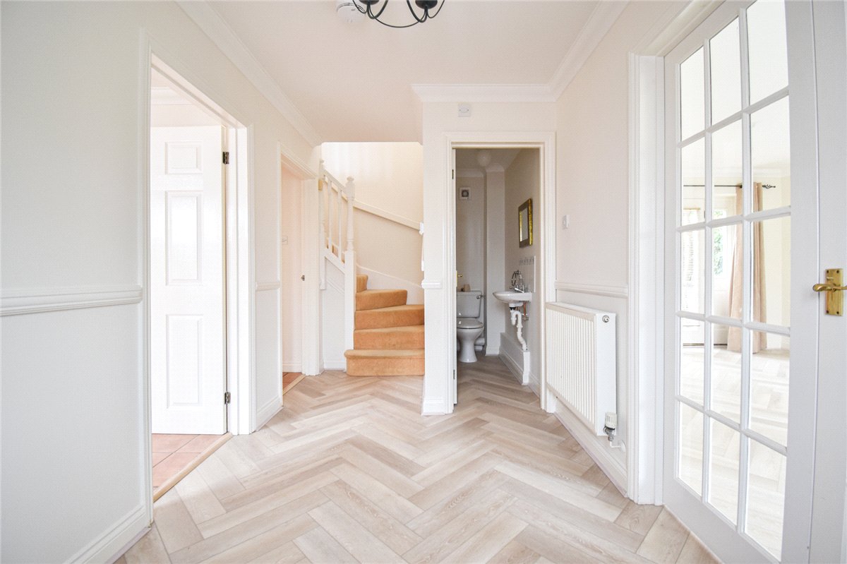 4 bedroom house, Brook Close, Histon CB24 - Available