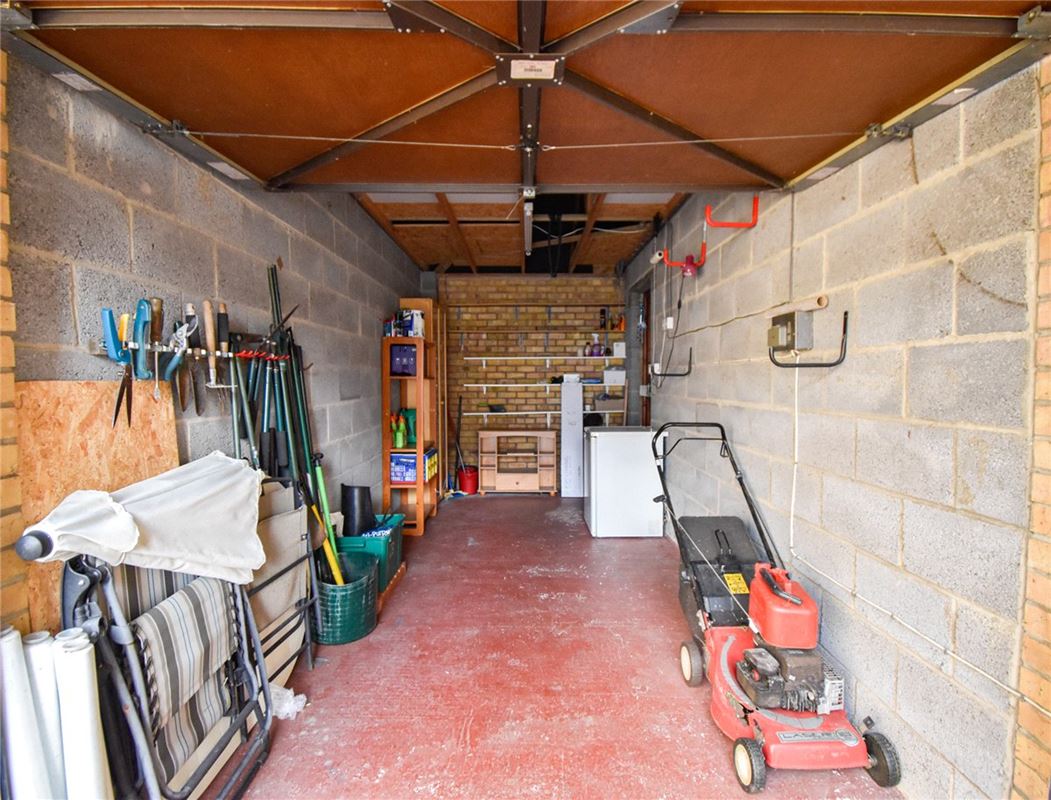 4 bedroom house, Brook Close, Histon CB24 - Available