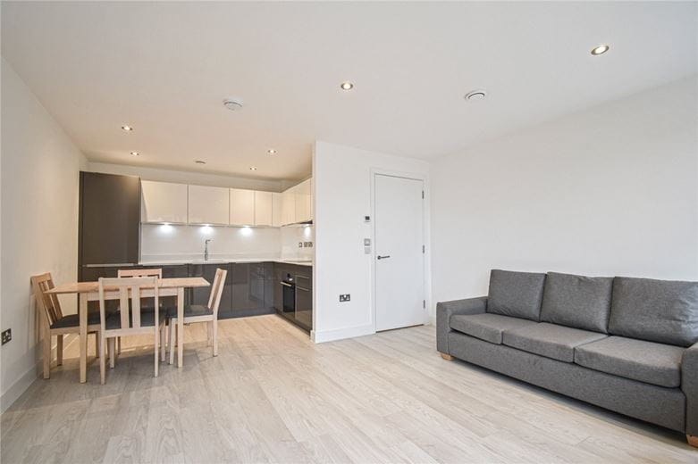 1 bedroom flat, Scholars Court, Harrison Drive CB2
