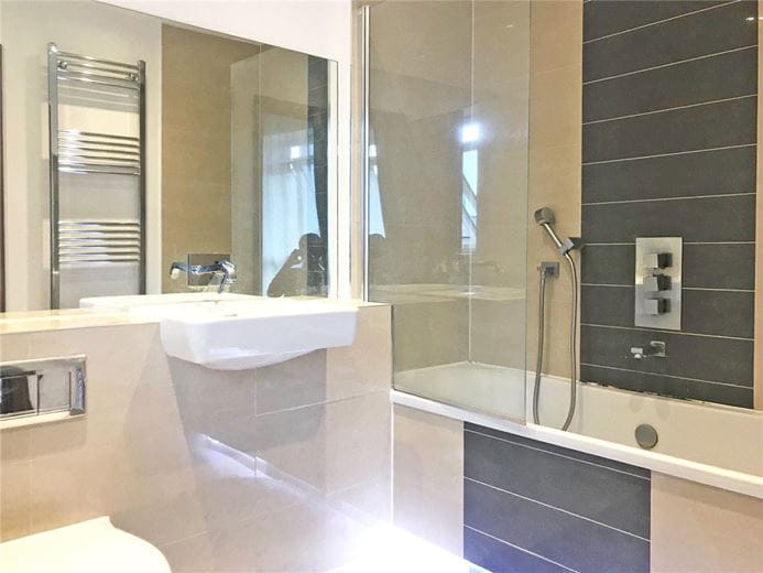 2 bedroom flat, Flamsteed Close, Cambridge CB1 - Available