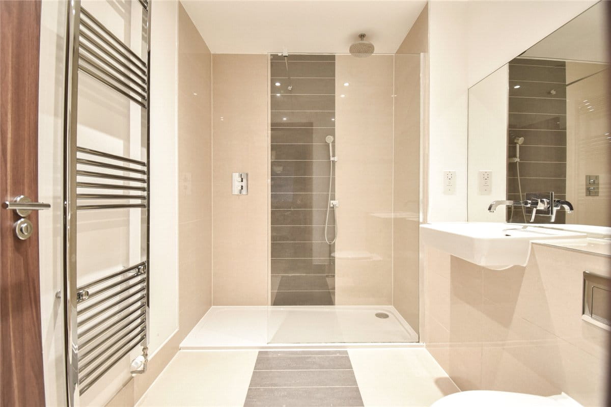 2 bedroom flat, Flamsteed Close, Cambridge CB1 - Let Agreed