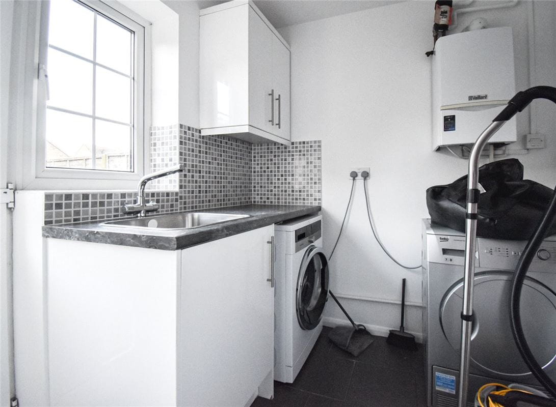 4 bedroom house, The Sycamores, Milton CB24