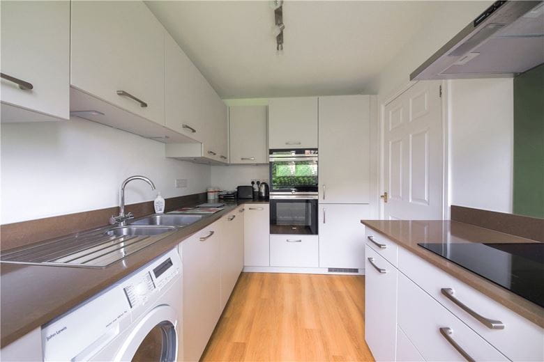 3 bedroom house, Woodhead Drive, Cambridge CB4 - Let Agreed