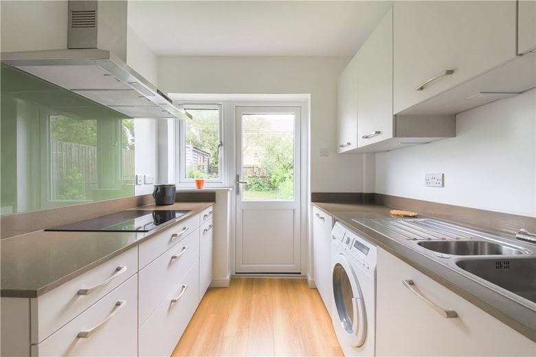 3 bedroom house, Woodhead Drive, Cambridge CB4 - Let Agreed