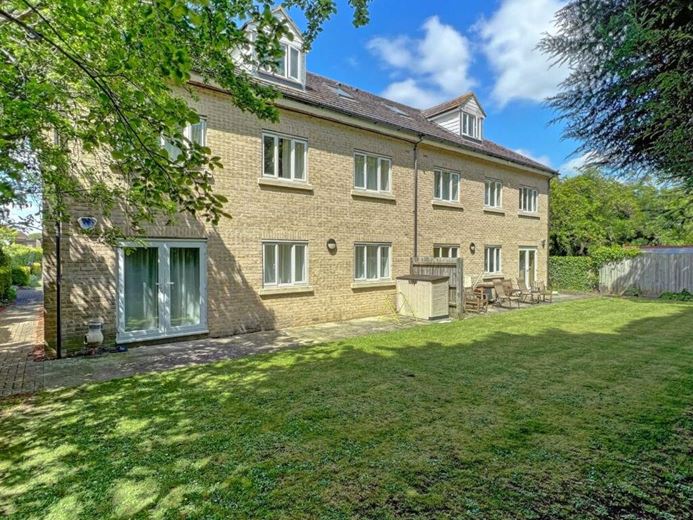 2 bedroom flat, Brookwood House, 226A Histon Road CB4