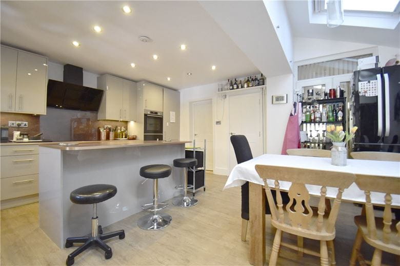 4 bedroom house, Abbey Road, Cambridge CB5