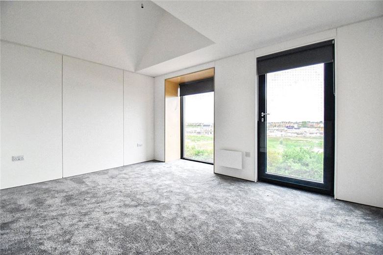 3 bedroom house, Lockhart Way, Northstowe CB24 - Available