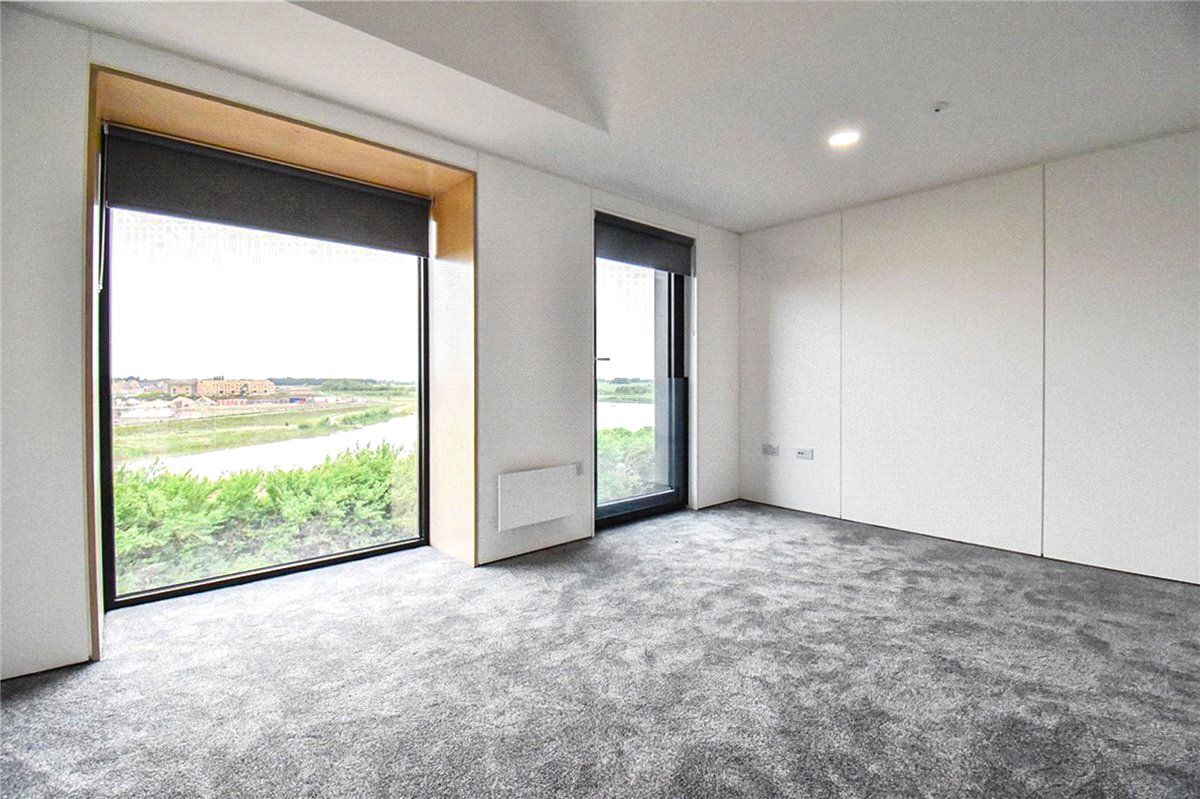 3 bedroom house, Lockhart Way, Northstowe CB24 - Available