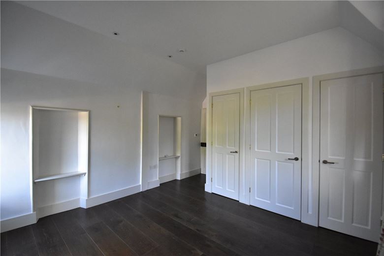 6 bedroom house, Newmarket Road, Kirtling CB8