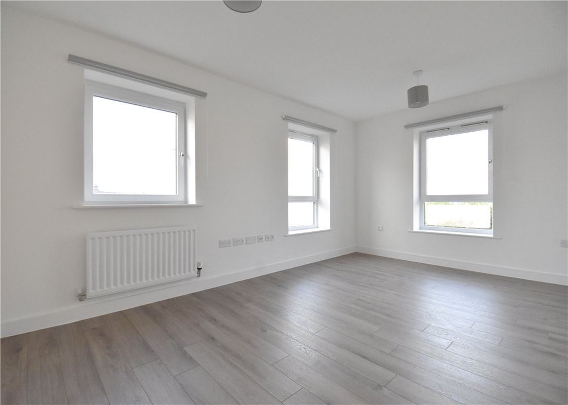 3 bedroom house, Warren Way, Northstowe CB24 - Let Agreed