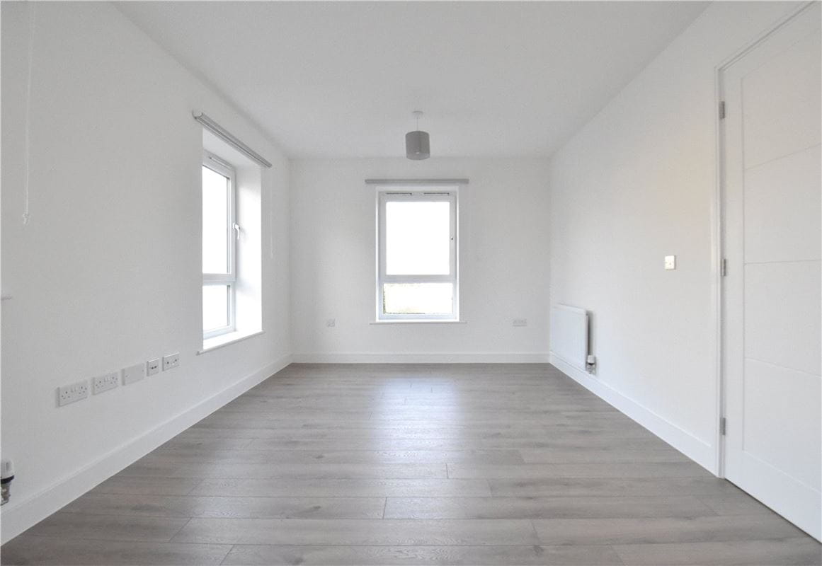 3 bedroom house, Warren Way, Northstowe CB24 - Let Agreed