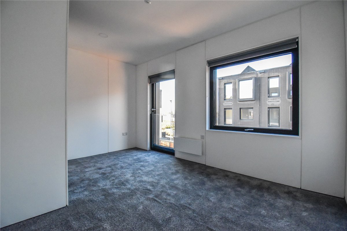 3 bedroom house, Lockhart Way, Northstowe CB24 - Let Agreed