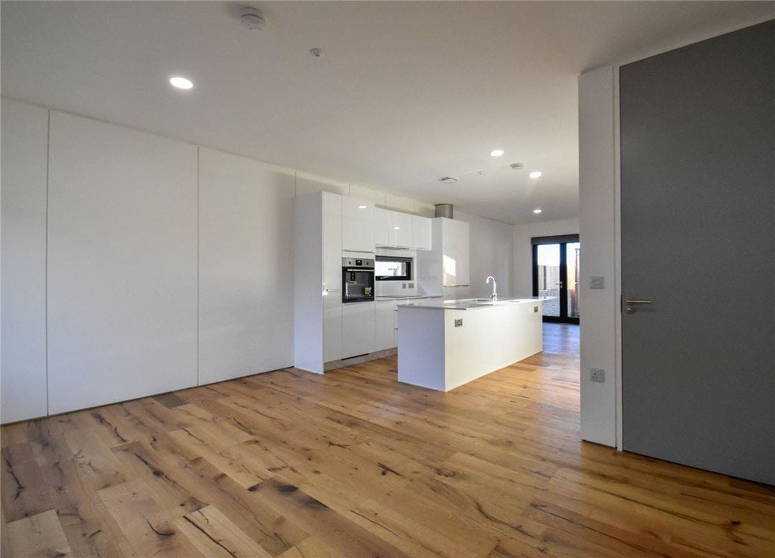 3 bedroom house, Lockhart Way, Northstowe CB24 - Available