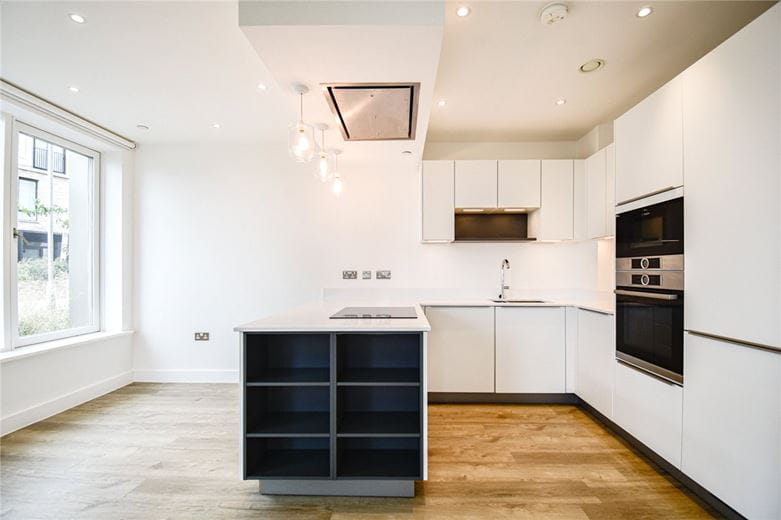 2 bedroom flat, The Oak Building, Rudduck Way CB3