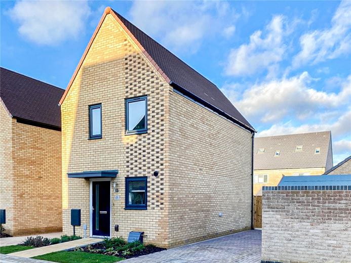 2 bedroom house, Highland Road, Northstowe CB24 - Let Agreed