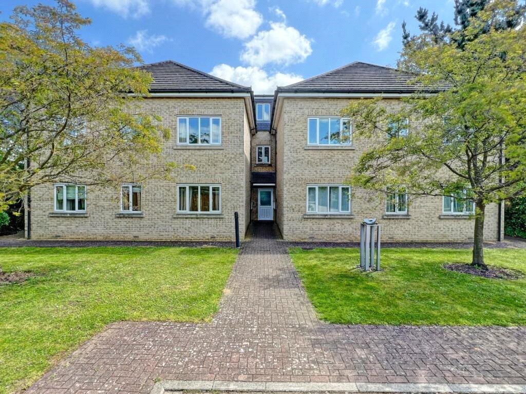 2 bedroom flat, Brookwood House, 226a Histon Road CB4