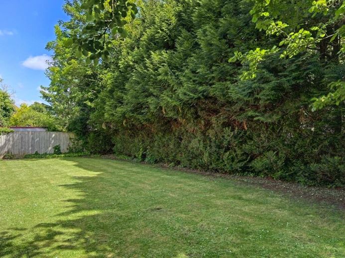 2 bedroom flat, Brookwood House, 226a Histon Road CB4