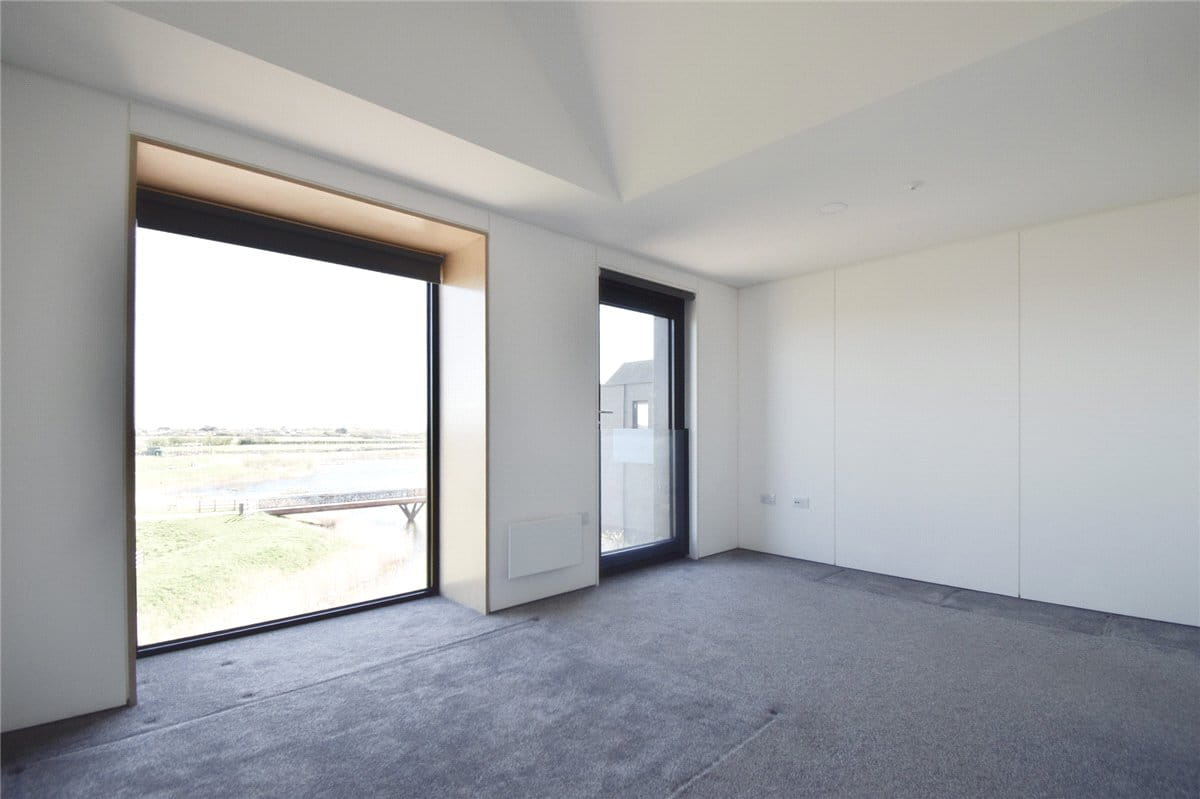 5 bedroom house, Lockhart Way, Northstowe CB24 - Available