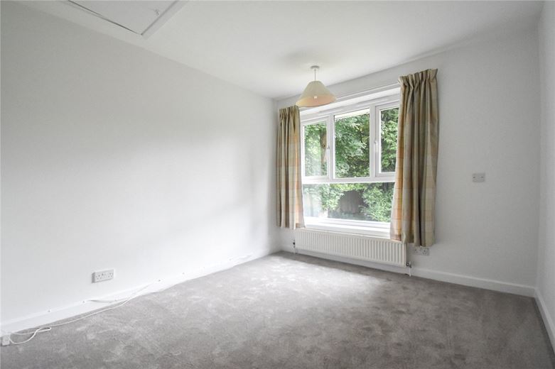 4 bedroom house, Spinney Drive, Great Shelford CB22 - Available