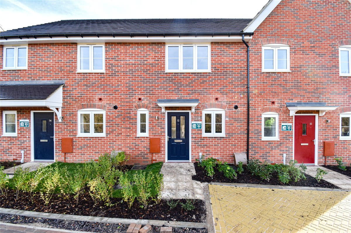 2 bedroom house, Coventry Drive, Bishop's Stortford CM23 - Available