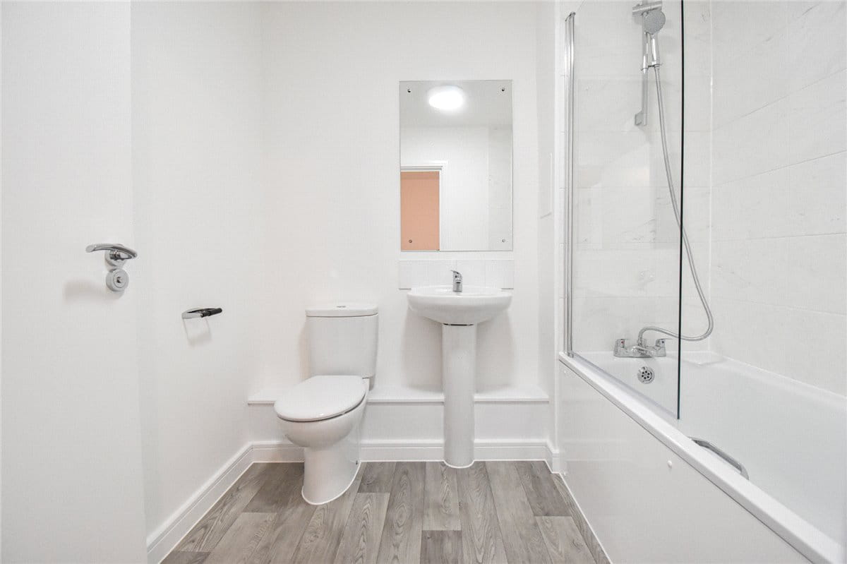 2 bedroom house, Coventry Drive, Bishop's Stortford CM23 - Available