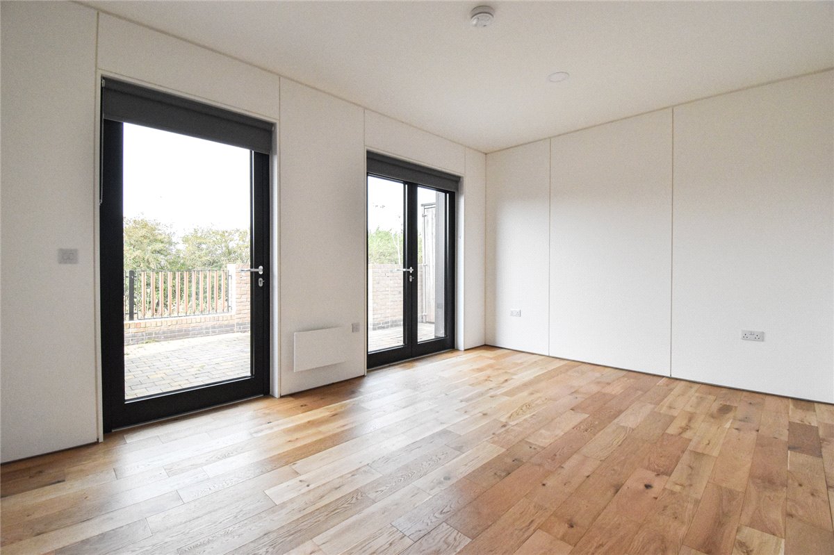 4 bedroom house, Lockhart Way, Northstowe CB24 - Available