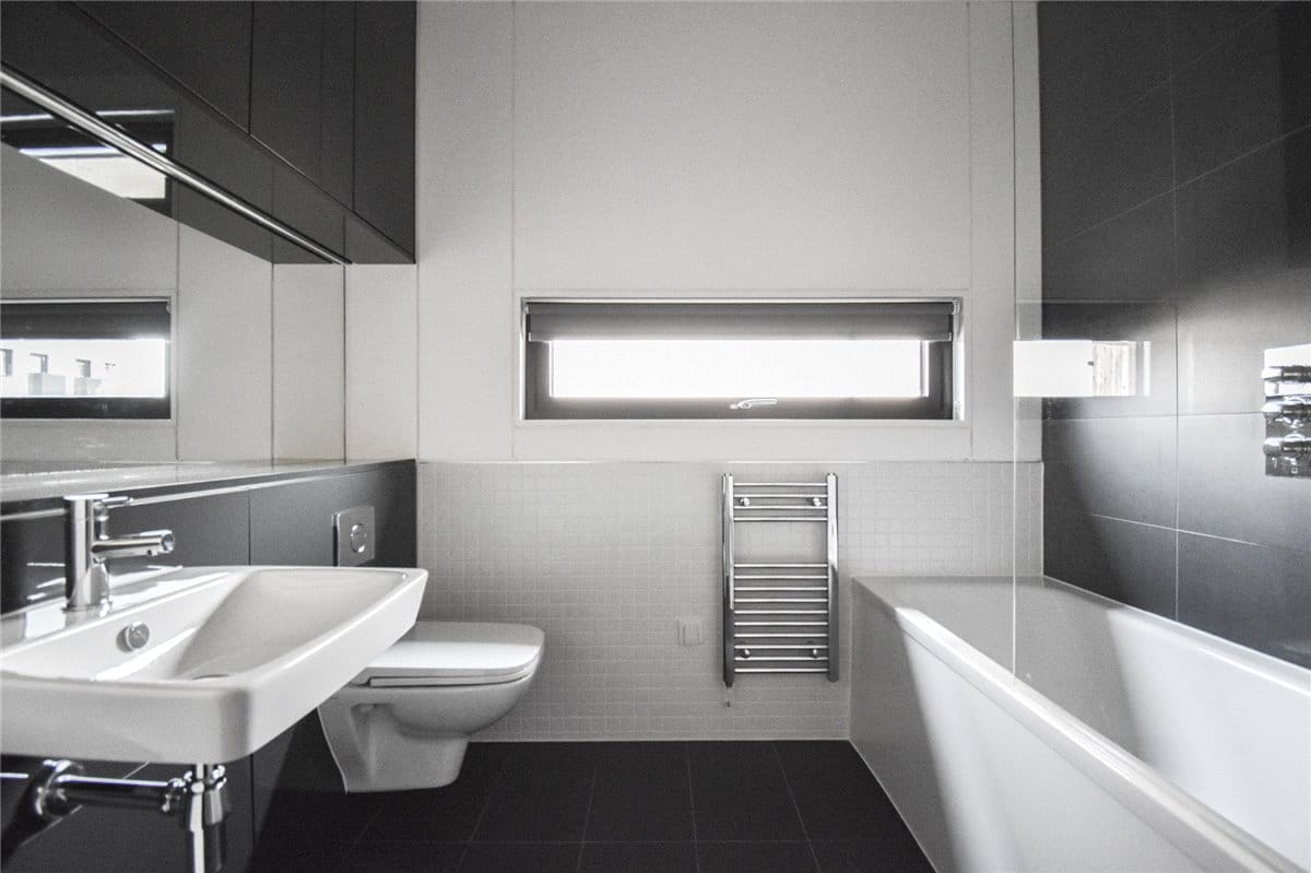 4 bedroom house, Lockhart Way, Northstowe CB24 - Available