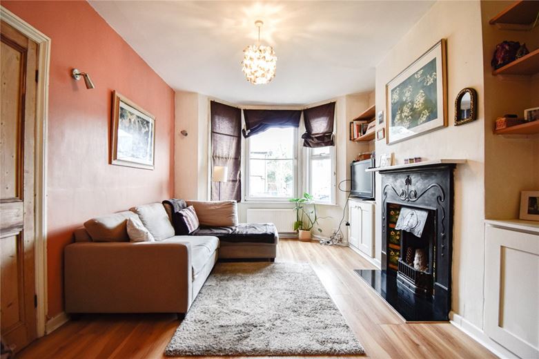 3 bedroom house, Vinery Road, Cambridge CB1